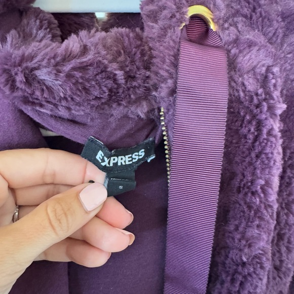 Express Purple Faux Fur Jacket - Picture 5 of 5